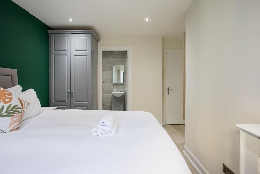 Luxury, Sleeps 6, City Centre Belfast Exterior photo