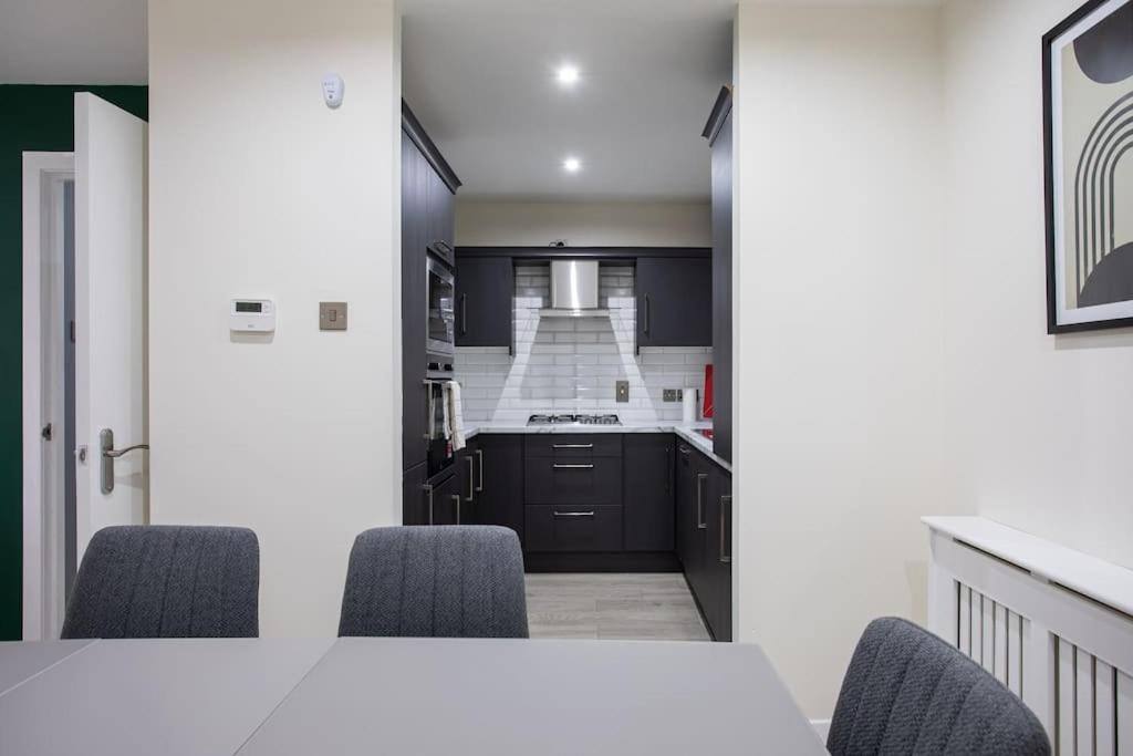 Luxury, Sleeps 6, City Centre Belfast Exterior photo