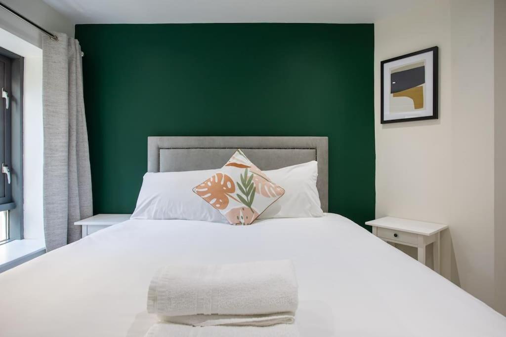 Luxury, Sleeps 6, City Centre Belfast Exterior photo