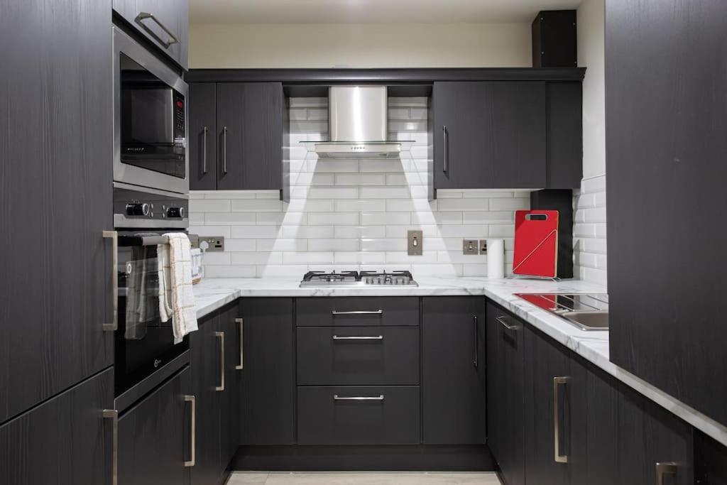 Luxury, Sleeps 6, City Centre Belfast Exterior photo